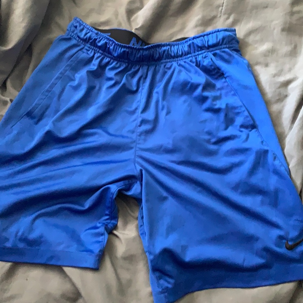 MENS NIKE  DRI-FIT SHORTS✔️
